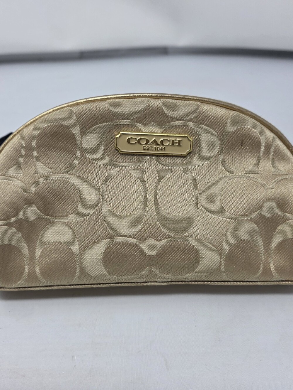 Coach Signature C 2010 Limited Edition Gold B903 Estee Lauder Cosmetic Bag